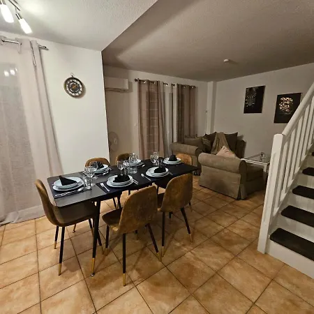 Logis De Gaia Yourhosthelper Prázdninový dům