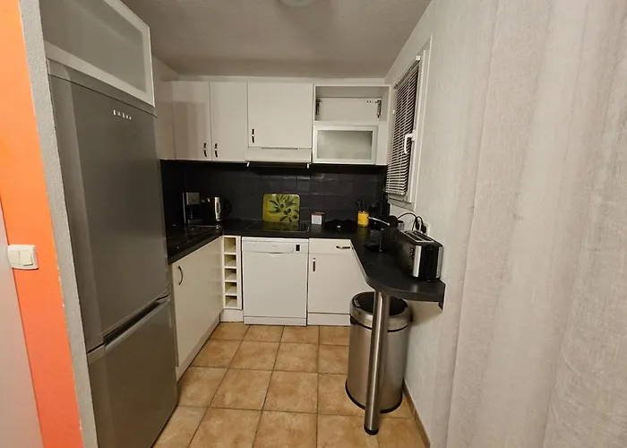 Logis De Gaia Yourhosthelper 別荘 *