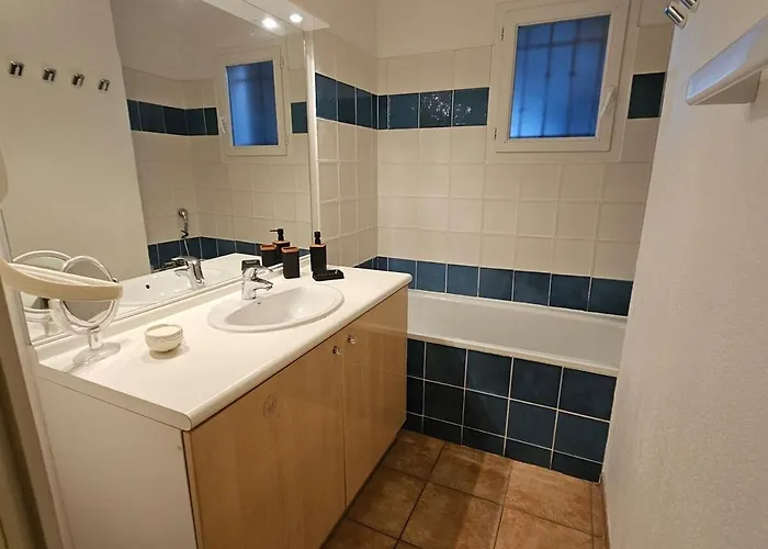 Logis De Gaia Yourhosthelper * オンプス