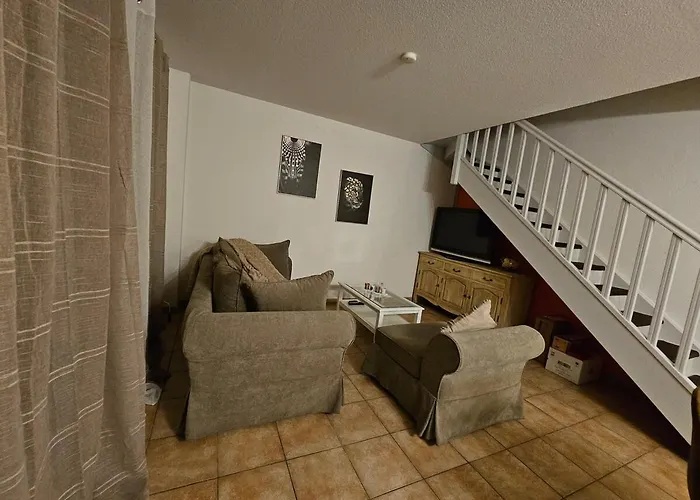 Logis De Gaia Yourhosthelper オンプス