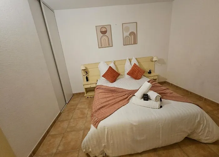 Logis De Gaia Yourhosthelper * オンプス